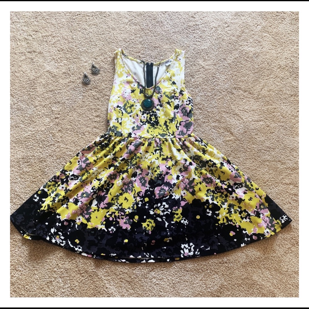 Floral, Summery A line dress!